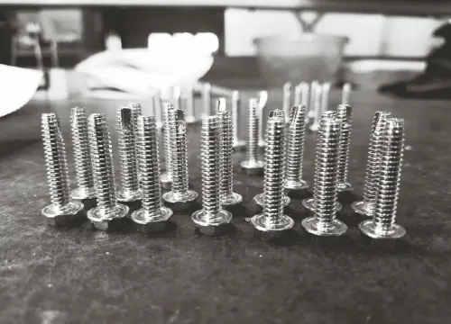 Acciaio inox A4: caratteristiche e vantaggi della classe di resistenza